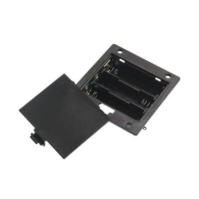 Triple 3xAA Panel Type Battery Holder with Cover - 1